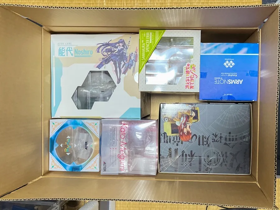 フィギュア箱 収納(ダンボールの活用)