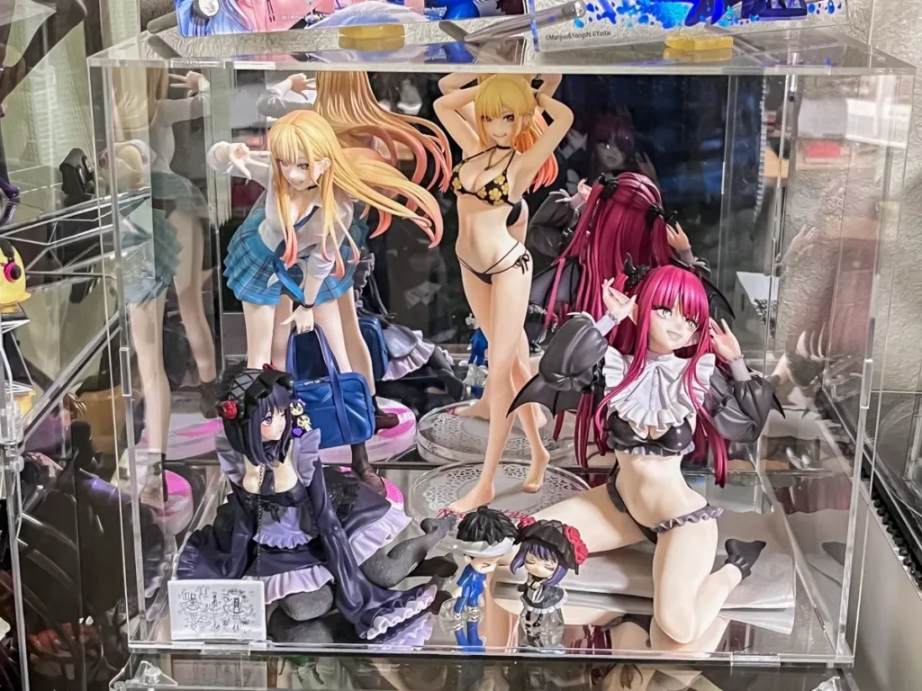 iFREEMEN 喜多川海夢フィギュア収納ケース