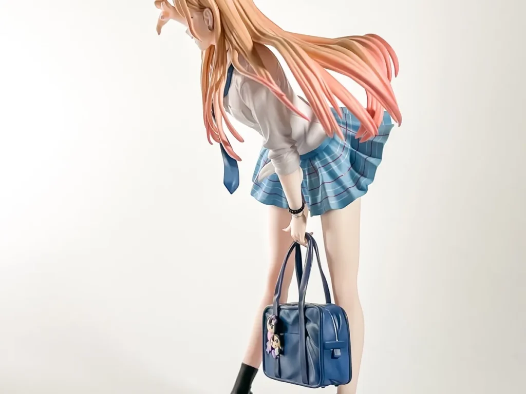 アニプレックス 喜多川海夢 制服のシワ