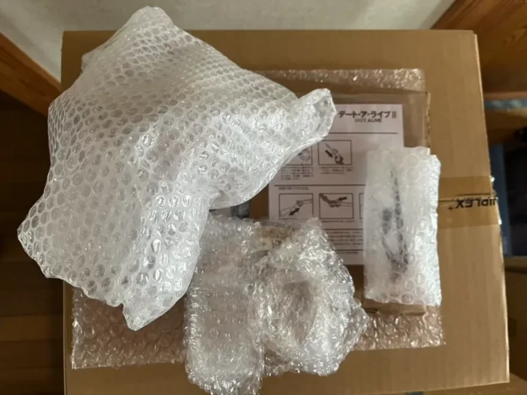 箱なしフィギュア梱包