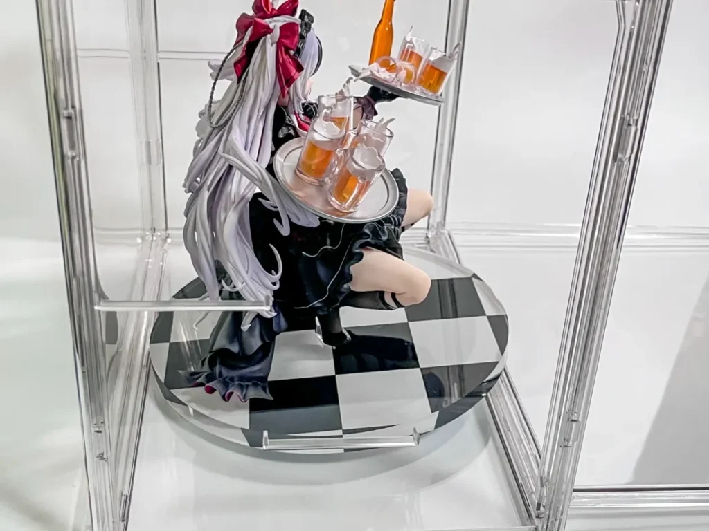 ダイソーフィギュアケースに1/7スケールフィギュア収納