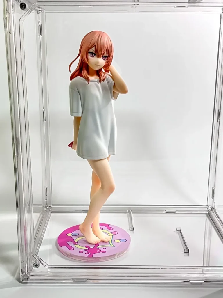 ダイソーフィギュアケースに1/7スケールフィギュア収納