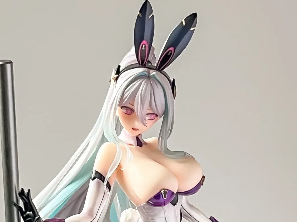 キアサージ オールナイト・チャージVer.フィギュアのウサ耳恥ずかしがり顔