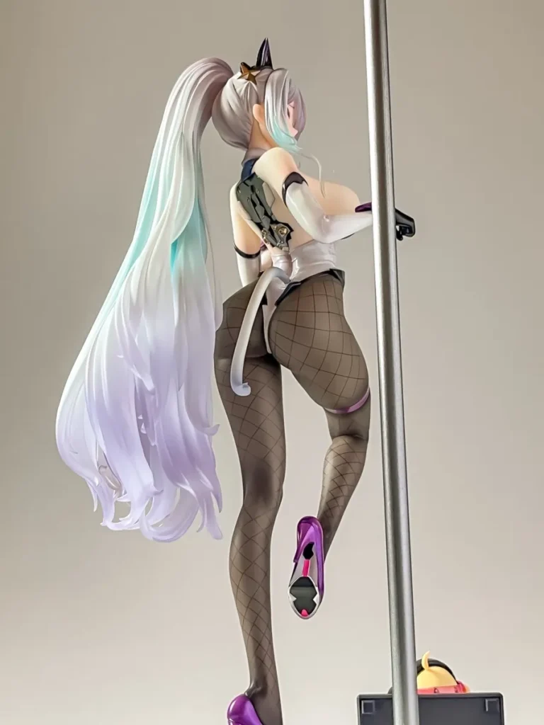 キアサージ オールナイト・チャージVer.フィギュアの網タイツ