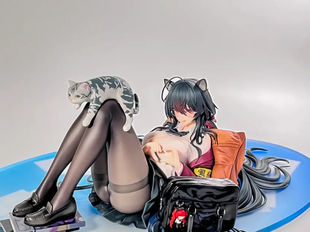 大鳳 下校後の甘い時間Ver.フィギュアの猫耳眼鏡表情変更