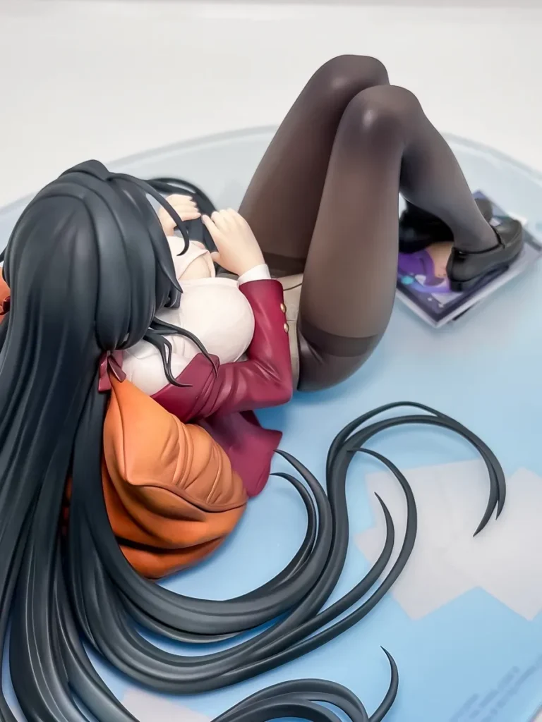 大鳳 下校後の甘い時間 フィギュアのスカートをキャストオフ