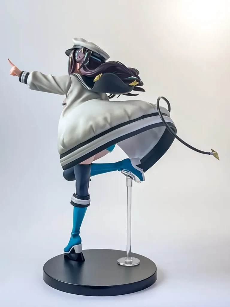 ロコムジカフィギュア全体の写真