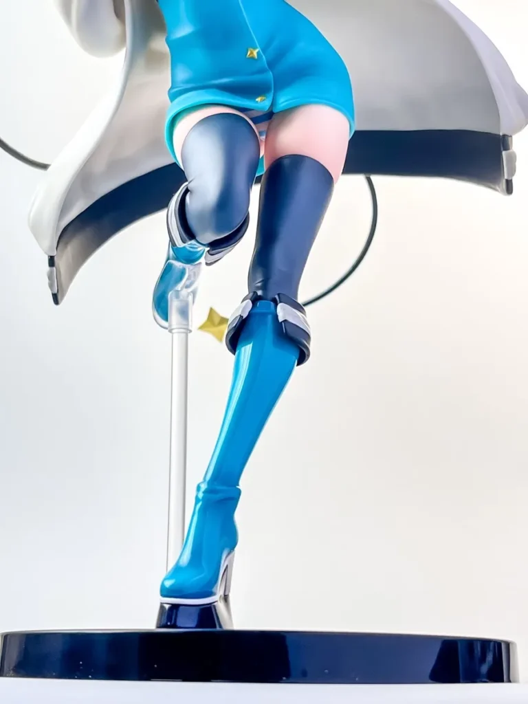 ロコムジカフィギュアの下半身