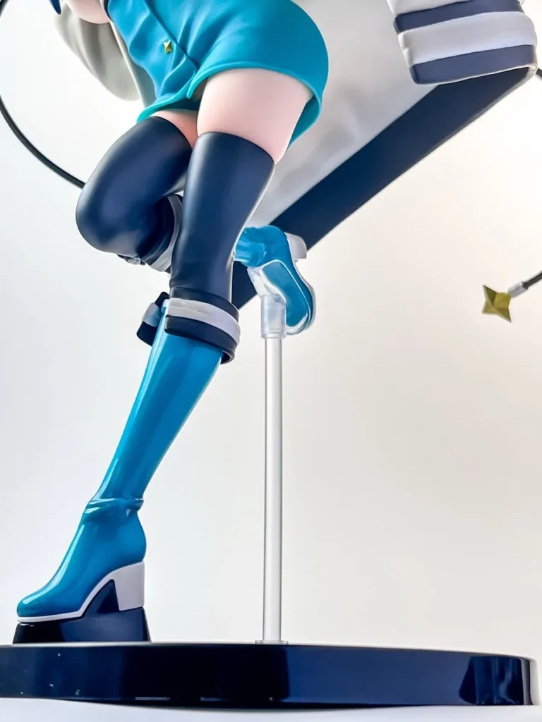 ロコムジカフィギュアの下半身