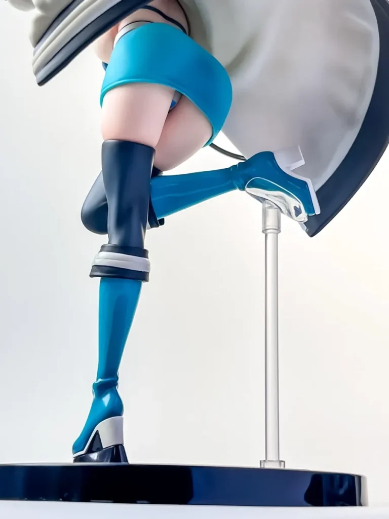 ロコムジカフィギュアの下半身