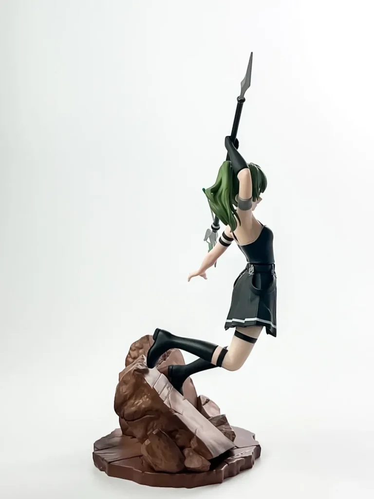 Luminastaユーベル~大体なんでも切る魔法~ フィギュアのレビュー