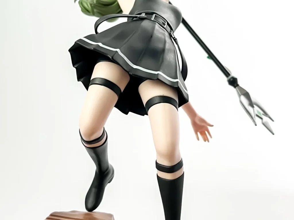 Luminastaユーベル~大体なんでも切る魔法~ フィギュアの脚