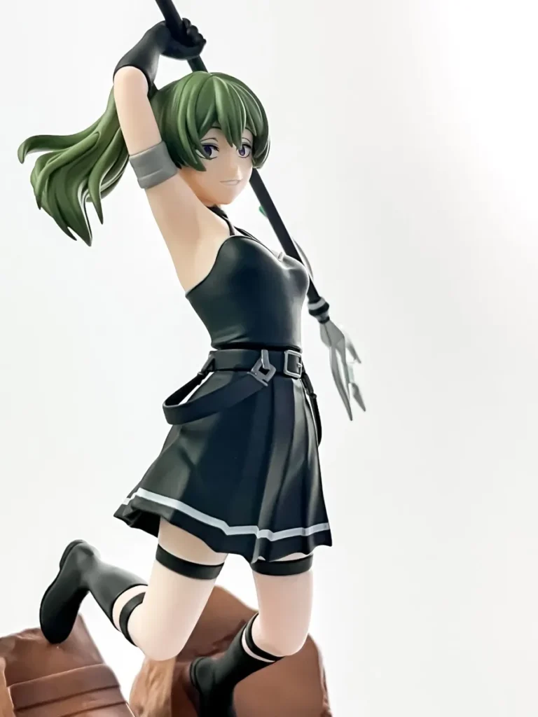Luminastaユーベル~大体なんでも切る魔法~ フィギュアのレビュー