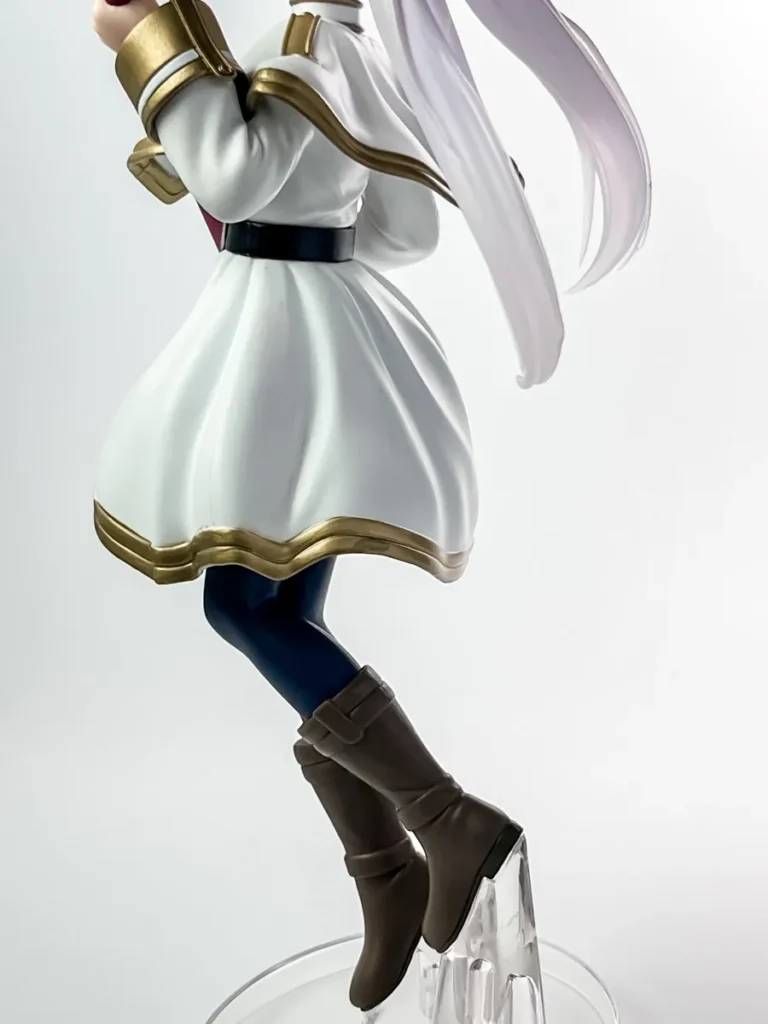 Grandistaフリーレン フィギュアの衣装