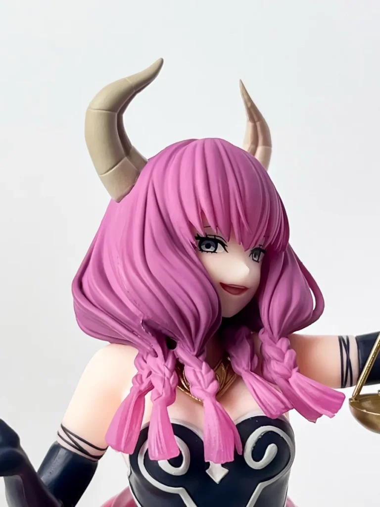 Desktop Cute フィギュア 断頭台のアウラの顔