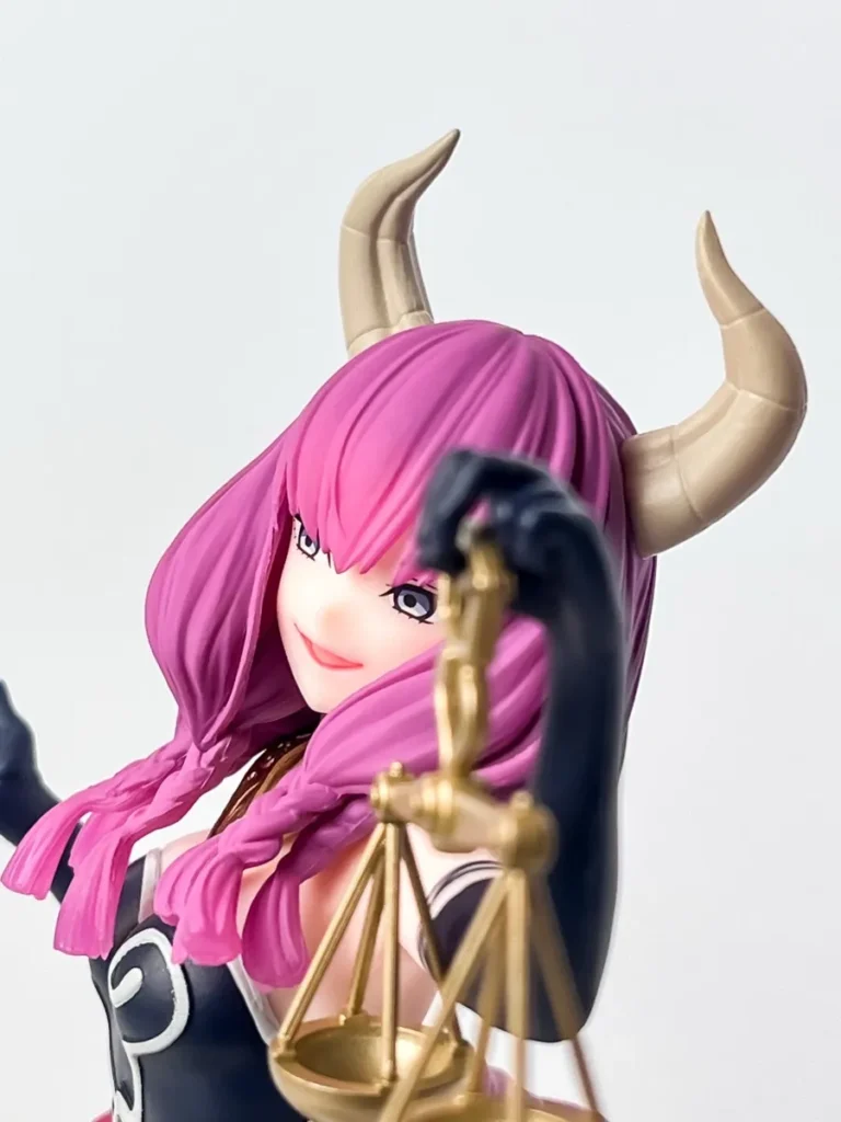 Desktop Cute フィギュア 断頭台のアウラの顔