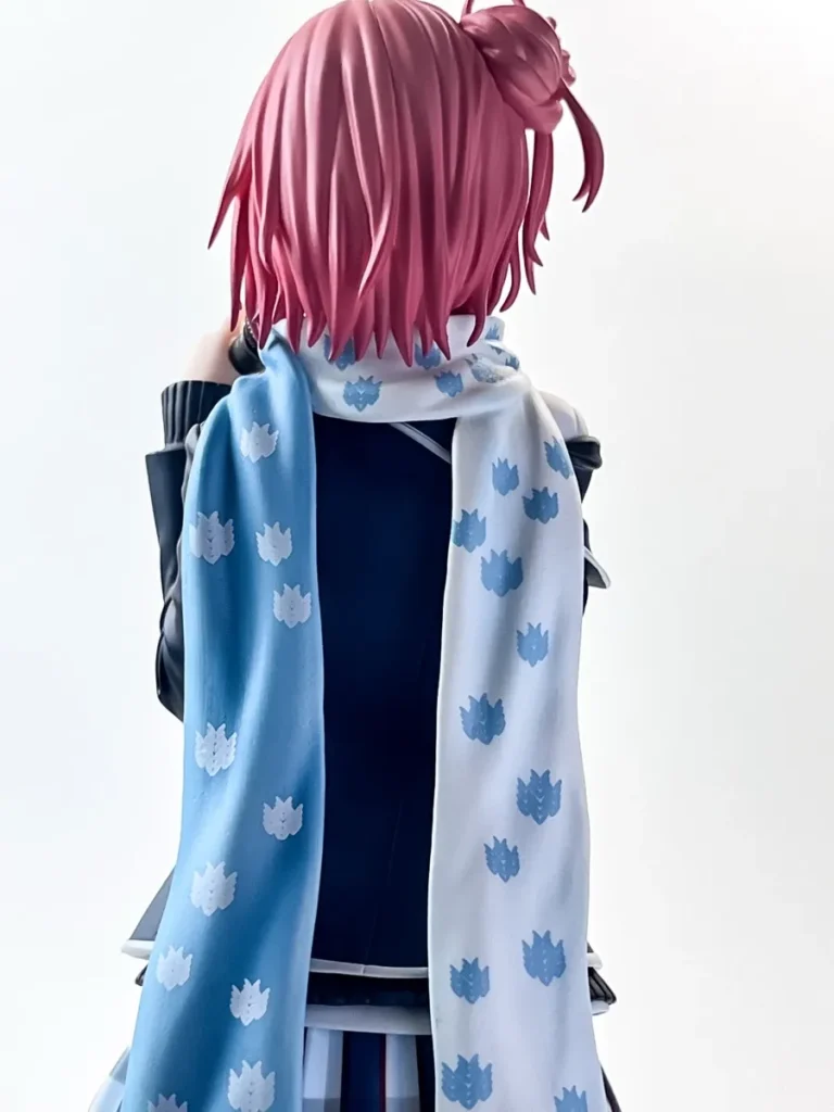 由比ヶ浜結衣 原作Ver.フィギュアの上半身衣装の造形
