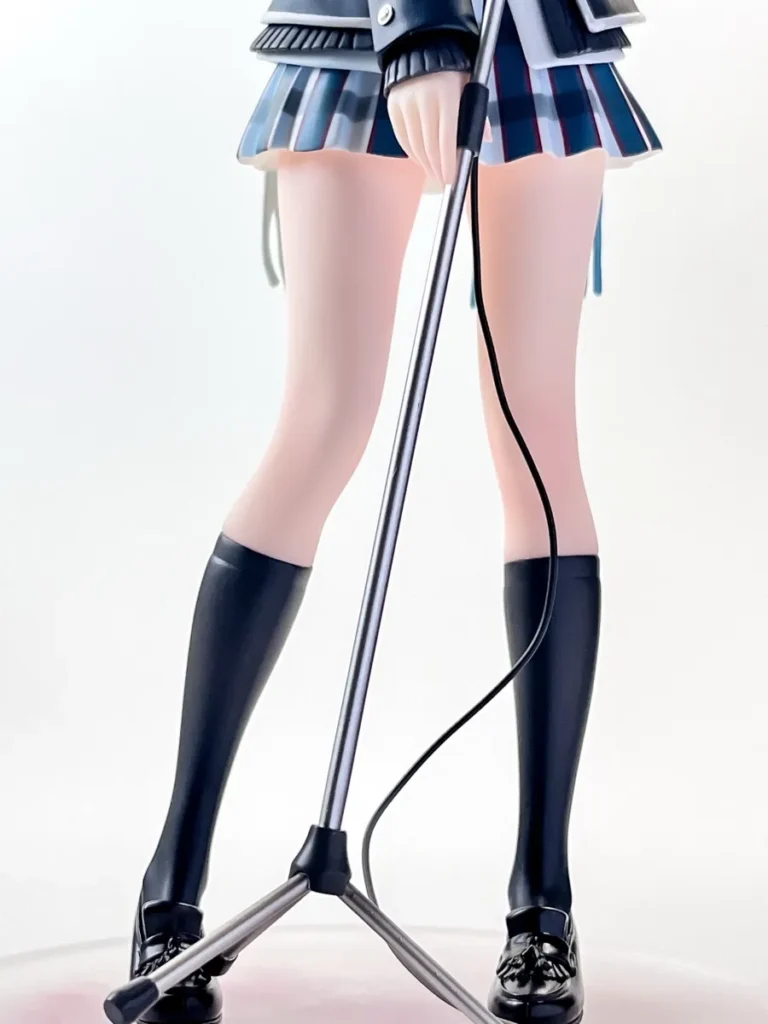 由比ヶ浜結衣 原作Ver.フィギュアの下半身造形