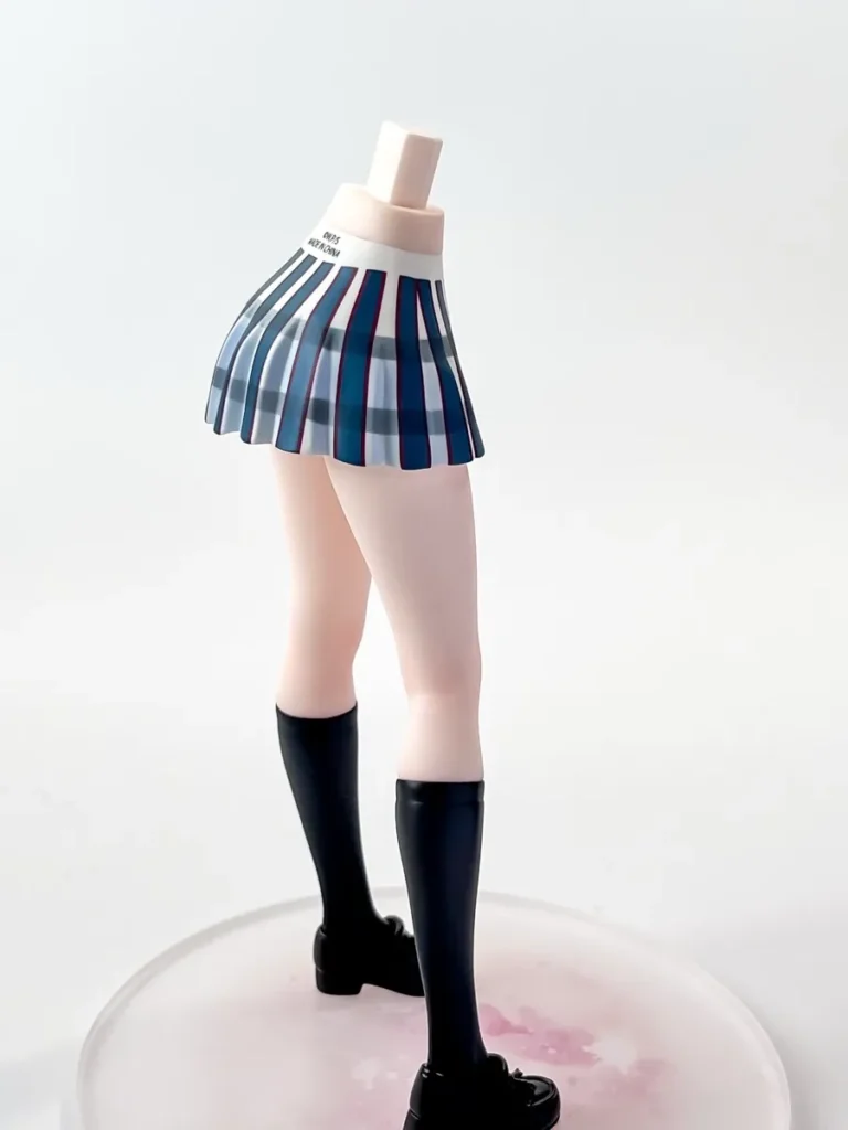 由比ヶ浜結衣 原作Ver.フィギュアのスカート